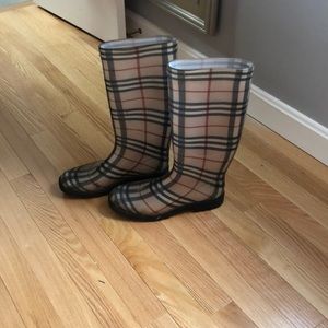 Burberry Beige Nova Check Rain Boots